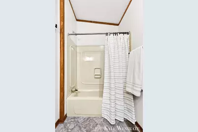 14128 Luckett Lane, Grand Haven, MI 49417 - Photo 21