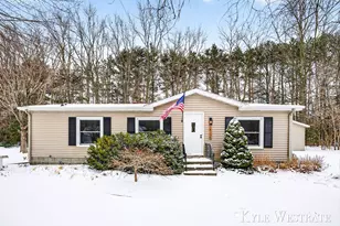 14128 Luckett Ln, Grand Haven, MI 49417 - Photo 1