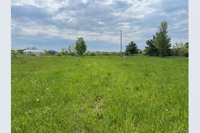 305 E Johnson Road, Scottville, MI 49454 - Photo 11