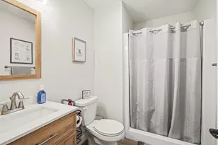 19200 Glendale Cir, Spring Lake, MI 49456 - Photo 35