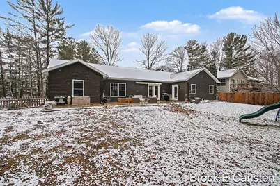 19200 Glendale Circle, Spring Lake, MI 49456 - Photo 7