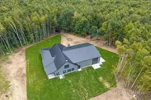 360 12 Mile Rd, Remus, MI 49340 - Photo 47