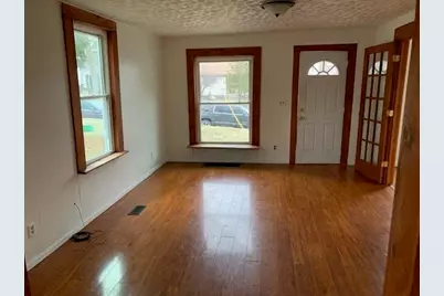 205 W Montcalm Street, Greenville, MI 48838 - Photo 7