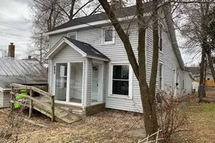 205 W Montcalm St, Greenville, MI 48838 - Photo 1