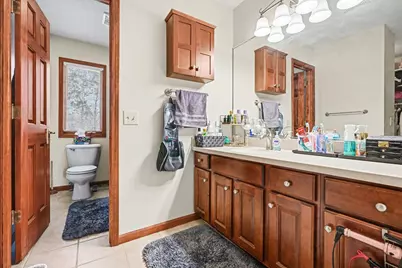 2731 Hunters Point, Kalamazoo, MI 49048 - Photo 9