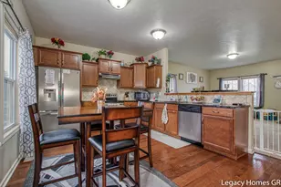 5868 Kiverton Ridge Dr SE, Kentwood, MI 49508 - Photo 7