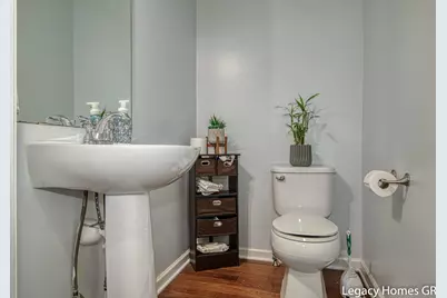 5868 Kiverton Ridge Drive SE, Kentwood, MI 49508 - Photo 9