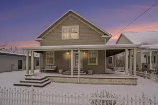 1382 Lakeshore Dr, Muskegon, MI 49441 - Photo 1