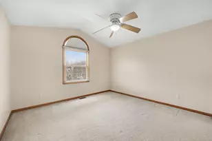 1498 Middlewood Dr, Saline, MI 48176 - Photo 17