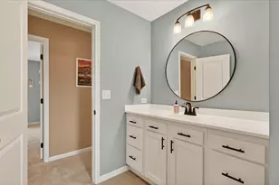 2694 Ashville Dr NE, Grand Rapids, MI 49525 - Photo 31