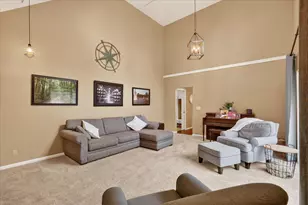 2694 Ashville Dr NE, Grand Rapids, MI 49525 - Photo 17