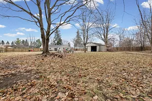 29550 Bretton, Livonia, MI 48152 - Photo 23