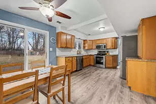 29550 Bretton, Livonia, MI 48152 - Photo 7