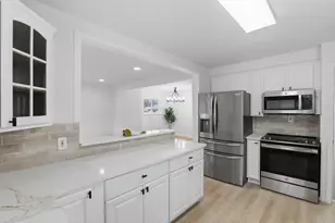 11920 Cavell St, Livonia, MI 48150 - Photo 13