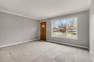 819 N Mansfield St, Ypsilanti, MI 48197 - Photo 3