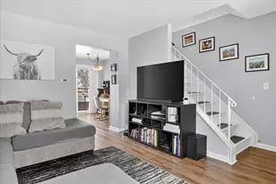 2933 E Whittier Ct, Ann Arbor, MI 48104 - Photo 9