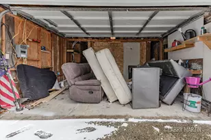 2052 Woodward St, Muskegon, MI 49442 - Photo 15