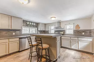 2052 Woodward St, Muskegon, MI 49442 - Photo 5