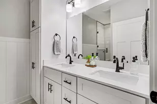 5187 Salmon River Ct SW, Wyoming, MI 49418 - Photo 13