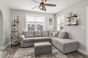 814 N Rath Ave, Ludington, MI 49431 - Photo 9