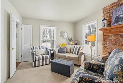 101 E 33rd Street, Holland, MI 49423 - Photo 7