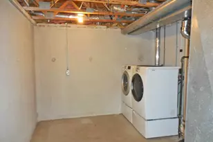 4314 Hillside Dr, Ann Arbor, MI 48105 - Photo 17