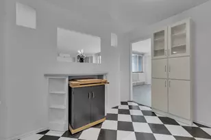 1050 Wall St, Ann Arbor, MI 48105 - Photo 11