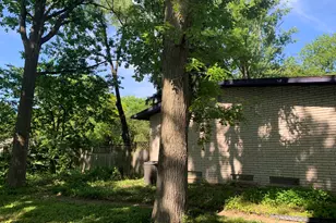 3533 Frederick Dr, Ann Arbor, MI 48105 - Photo 3