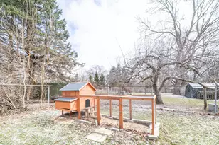 912 W Silver Lake Rd, Fenton, MI 48430 - Photo 21