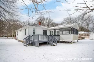 658 Allegan St, Saugatuck, MI 49453 - Photo 29