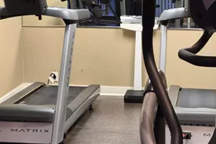 5000 S Civic Center Dr W, Southfield, MI 48075 - Photo 15