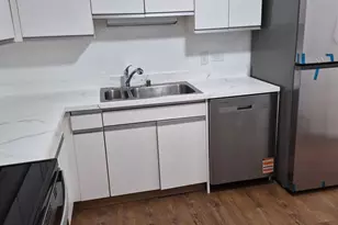 5000 S Civic Center Dr W, Southfield, MI 48075 - Photo 11