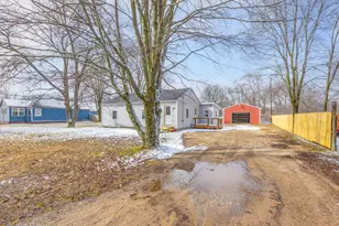 739 Chandler St, Muskegon, MI 49442 - Photo 3