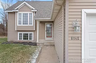 6948 Shady Knoll Dr SE, Caledonia, MI 49316 - Photo 5