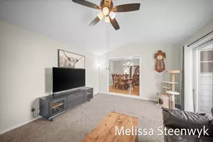 2091 Fawnwood Dr SE, Grand Rapids, MI 49508 - Photo 15