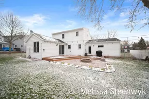 2091 Fawnwood Dr SE, Grand Rapids, MI 49508 - Photo 29