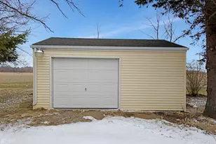 2506 Ubly Rd, Snover, MI 48472 - Photo 5