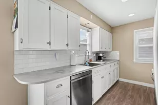 1160 Oakwood Dr, Jenison, MI 49428 - Photo 11