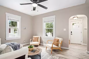 938 Cogswell St NW, Grand Rapids, MI 49544 - Photo 5