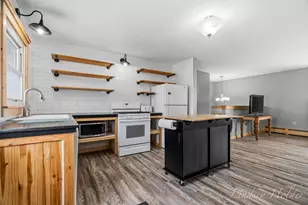 277 Grove St, Sparta, MI 49345 - Photo 7