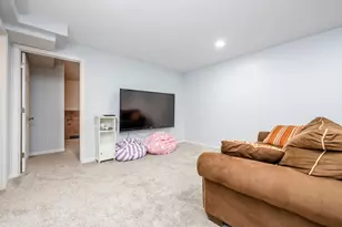 4135 Grandwood Cir, Saint Joseph, MI 49085 - Photo 37