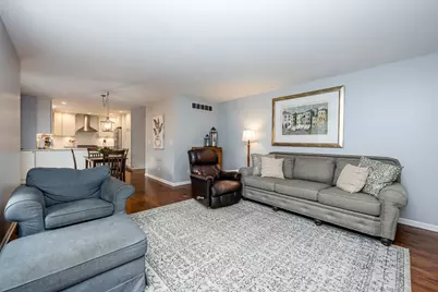 4135 Grandwood Circle, Saint Joseph, MI 49085 - Photo 11