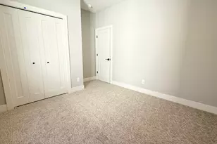 315 Edison Ct, Muskegon, MI 49440 - Photo 37