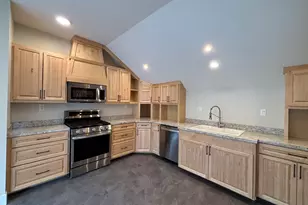 118 S Evans St, Tecumseh, MI 49286 - Photo 1