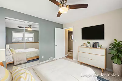 1410 Beckwith Avenue NE, Grand Rapids, MI 49505 - Photo 21