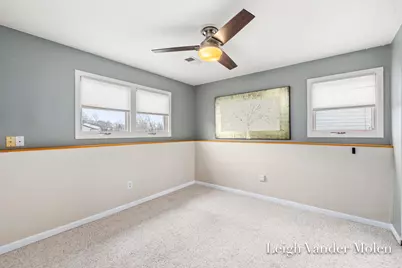 1410 Beckwith Avenue NE, Grand Rapids, MI 49505 - Photo 23