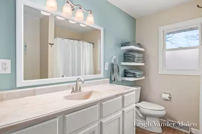 1410 Beckwith Avenue NE, Grand Rapids, MI 49505 - Photo 19