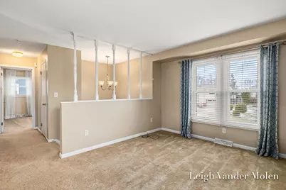 1410 Beckwith Avenue NE, Grand Rapids, MI 49505 - Photo 7