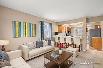 1410 Beckwith Avenue NE, Grand Rapids, MI 49505 - Photo 3