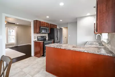 767 Beaumont Drive NW, Grand Rapids, MI 49504 - Photo 15